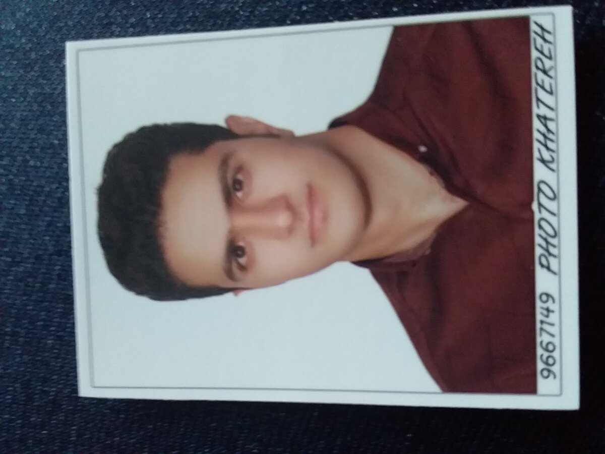 اکبر دری