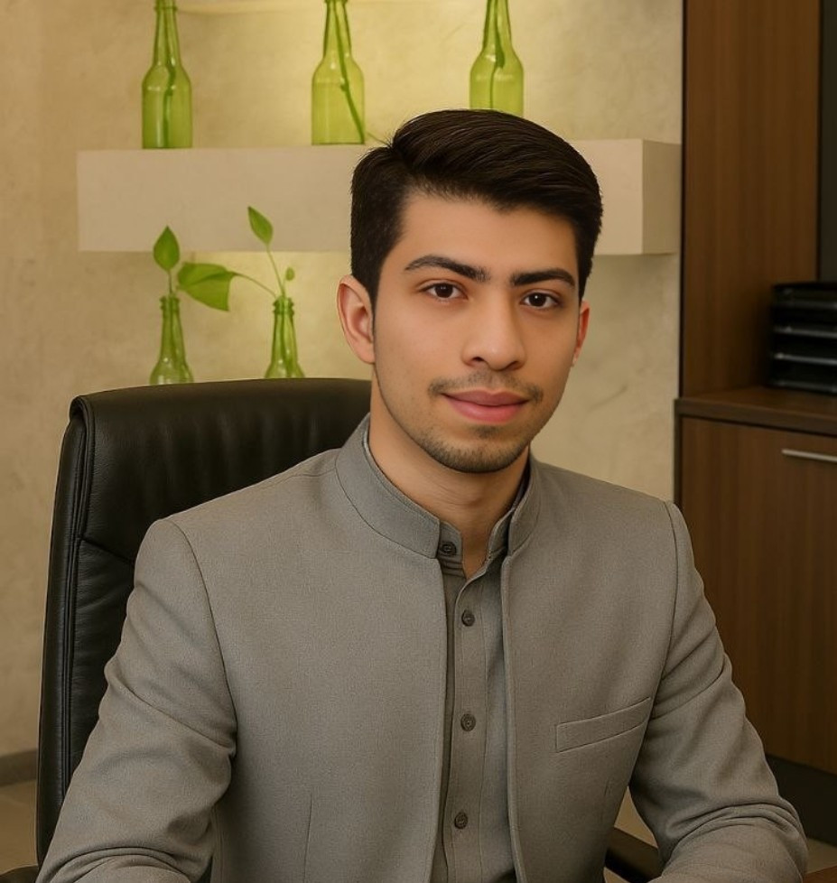 مبین خاکشور