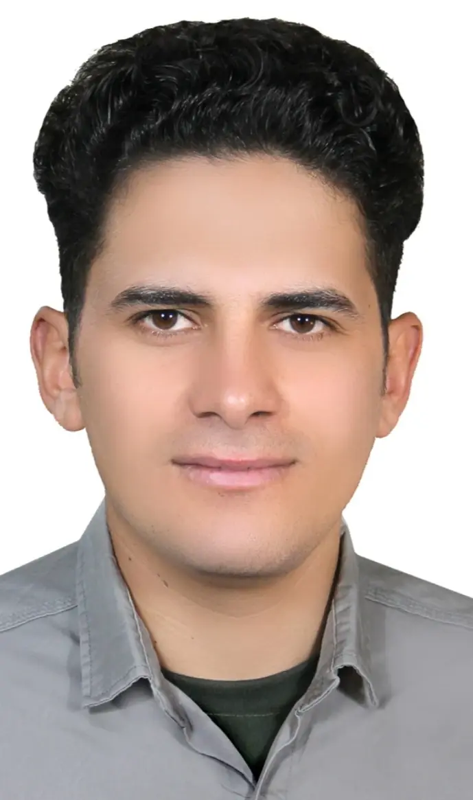 عباس کوچکی قرمز چشمه
