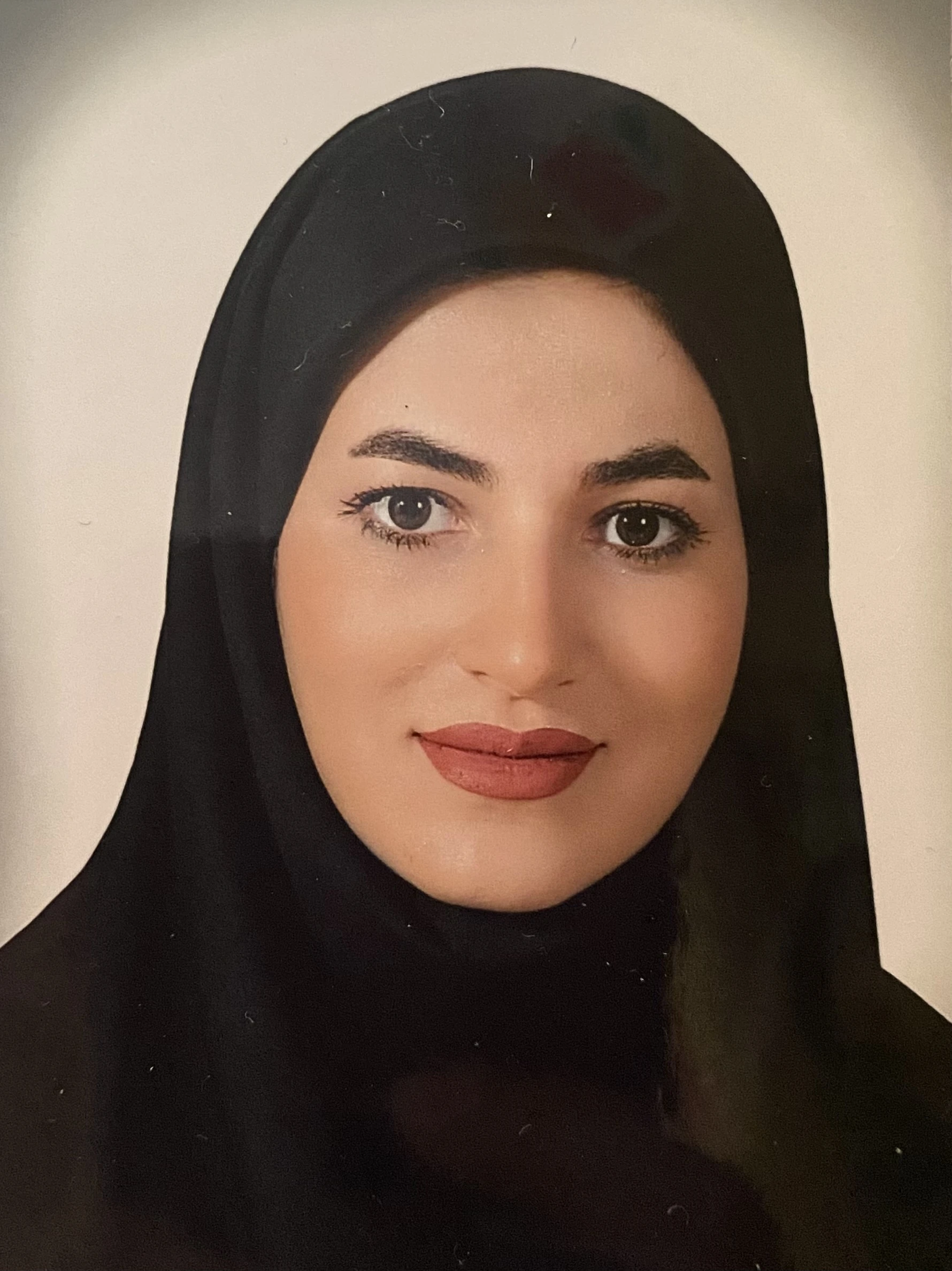 الناز امیری