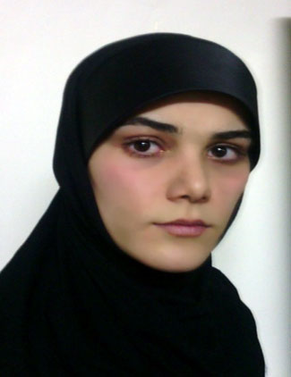 نیلوفر برقی جانیار
